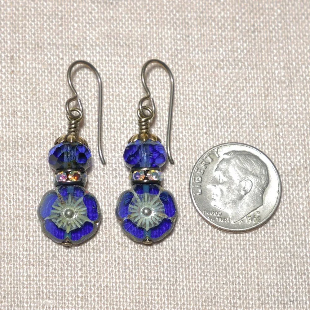 Hand Crafted Handmade Earrings Vintage Style Cobalt Blue Flower Earrings - Picture 3 of 4